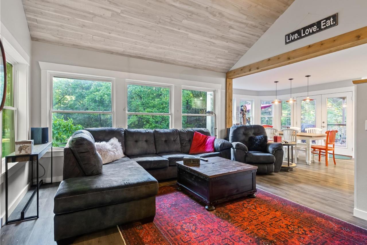 Tranquility Cove Rogers Exterior foto